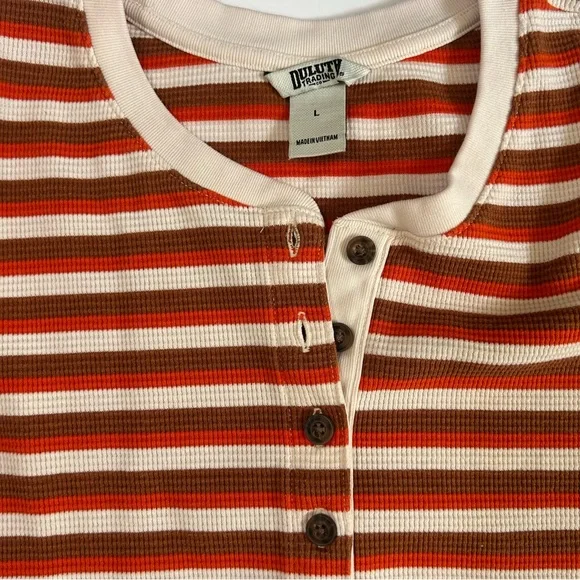 Duluth Trading Co Red and White Striped Long Sleeve Shirt - Picture 2 of 6